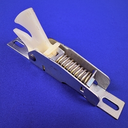 D812002 - Royal/Vendo/DN Burst Open Latch