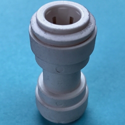 DS2731 - John Guest 3/8" Union Connector Fitting